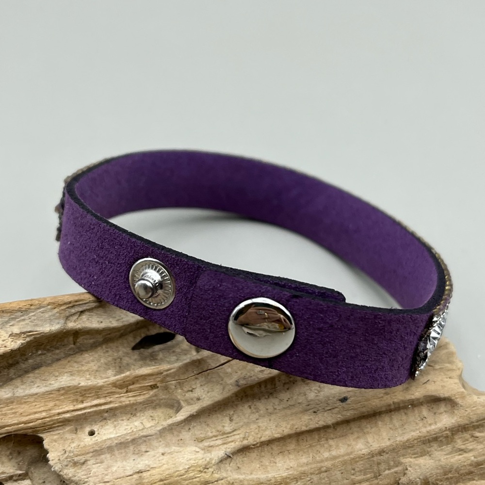 Elegant Silver and Purple Bracelet - Picture 3 of 4